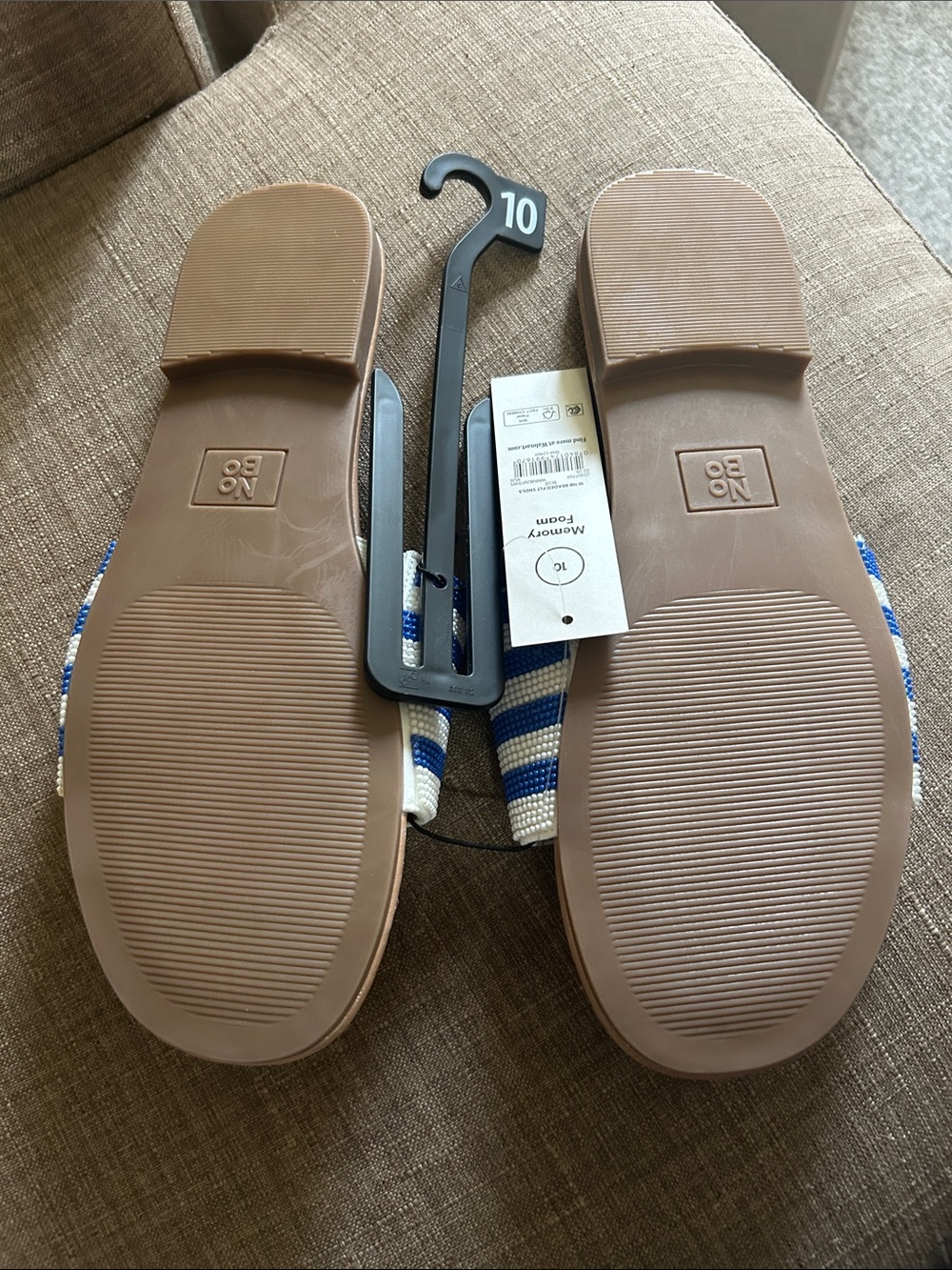 No Boundaries Blue & Red Striped Lobster Slide Sandals - Picture 2 of 2